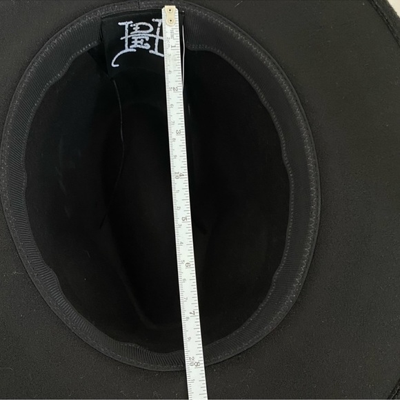 Unisex Ed Hardy by Christian Audigier Cashmere Black Hat Love Kills Slowly - Picture 6 of 8